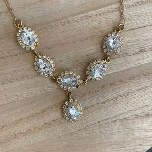 Costume necklace blingy with gold